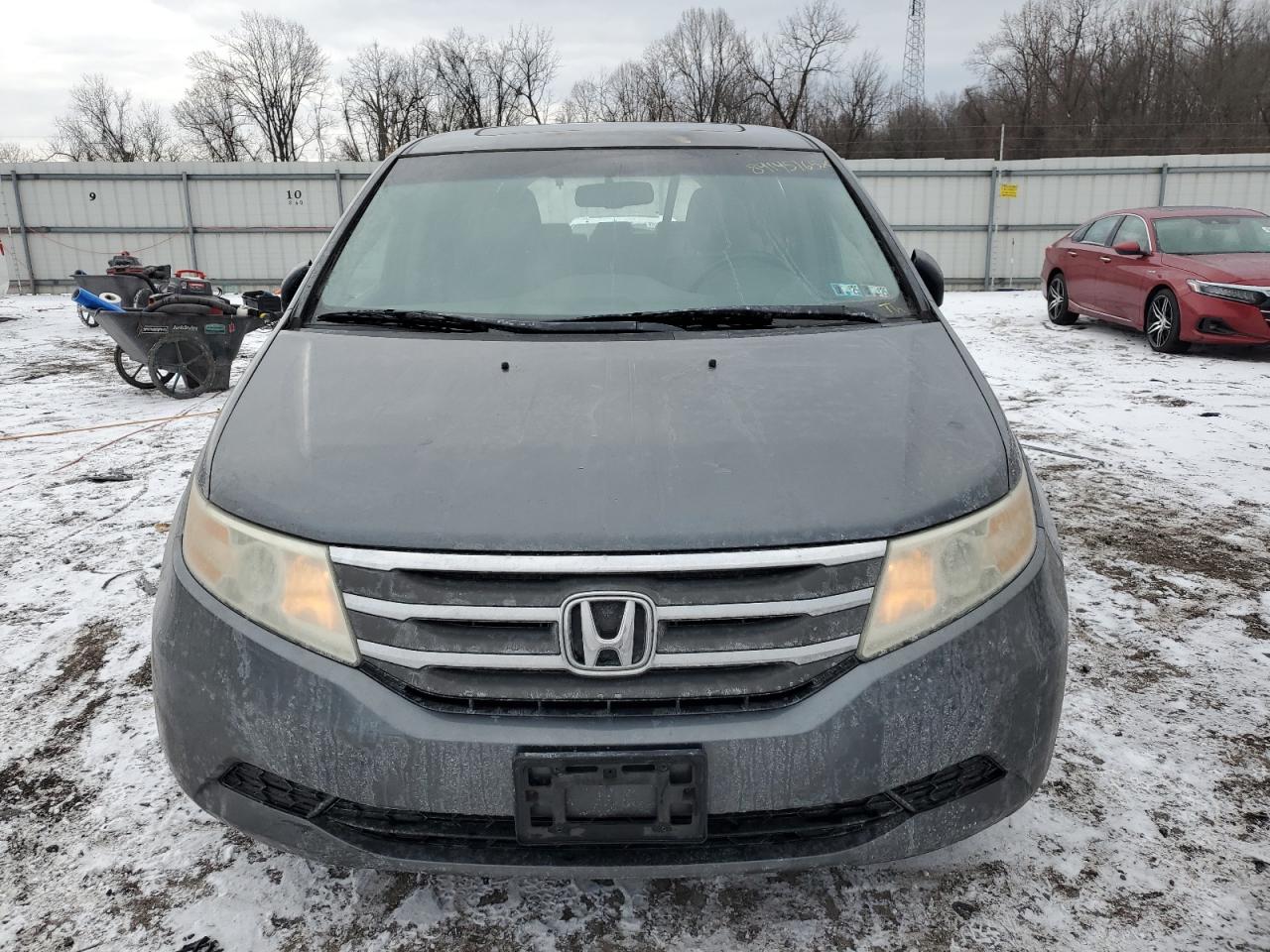 2011 Honda Odyssey VIN 5FNRL5H69BB036410 Copart auction photo, rear end damage thumbnail 5