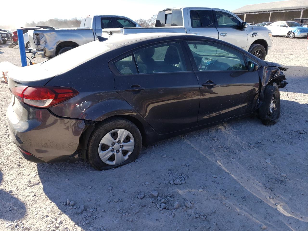 2017 KIA Forte VIN 3KPFK4A72HE142795 Copart auction photo, front end / undercarriage damage thumbnail 3