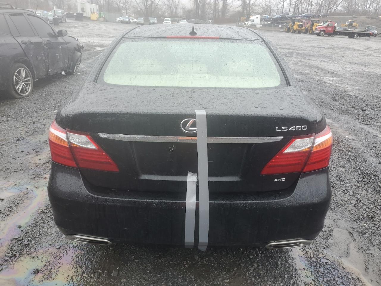 2011 Lexus LS VIN JTHCL5EF9B5010769 Copart auction photo, front end / rear end damage thumbnail 6