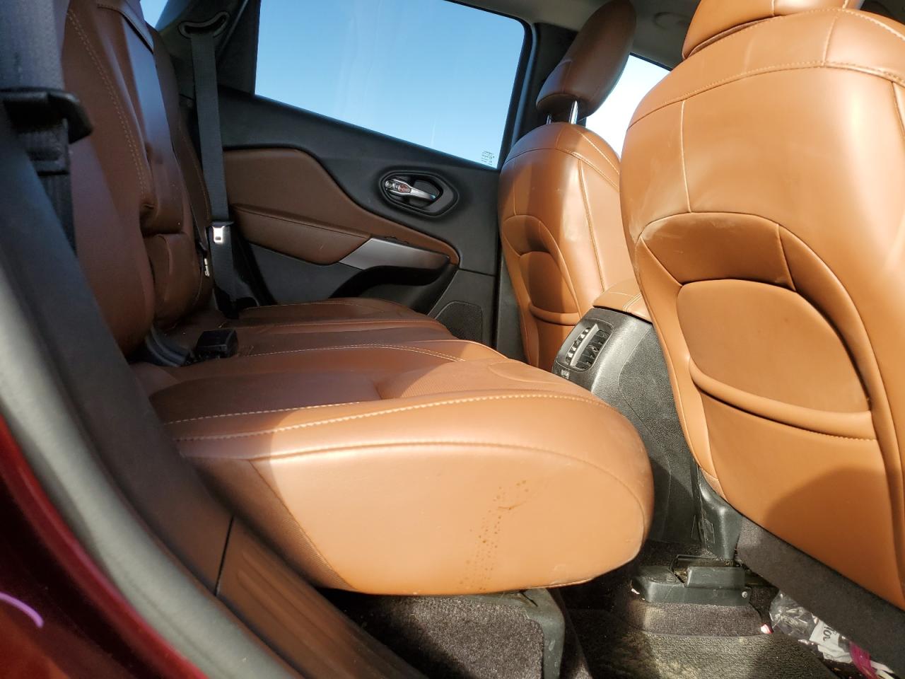 2019 Jeep Cherokee VIN 1C4PJMJN5KD211557 Copart auction photo, front end / all over damage thumbnail 11