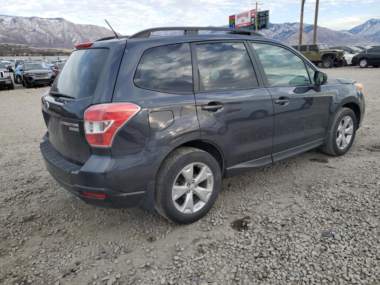 2015 Subaru Forester VIN JF2SJAGC4FH537316 Copart auction photo, side / front end damage thumbnail 3
