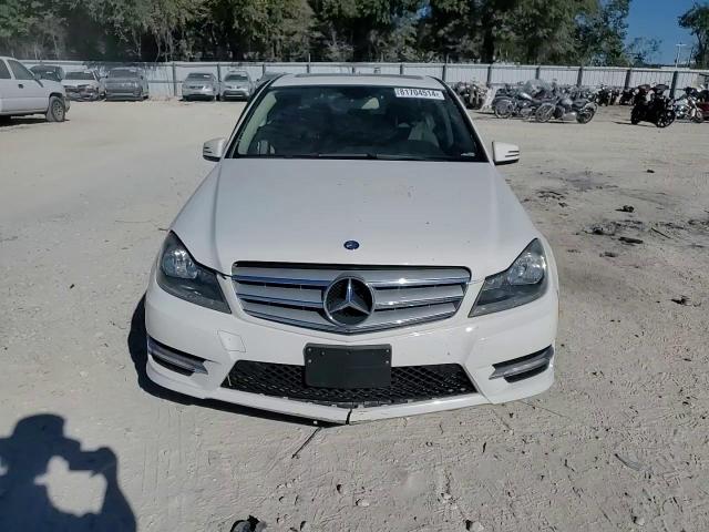 2012 Mercedes-Benz C-klasse VIN WDDGF8BB0CF881896 Copart auction photo, front end / side damage thumbnail 10