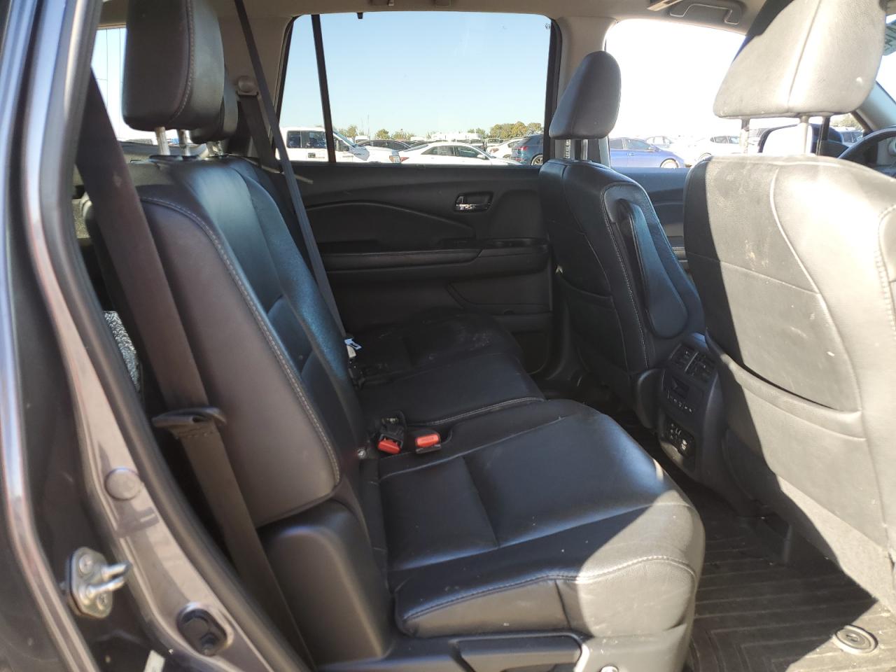 2016 Honda Pilot VIN 5FNYF5H92GB054221 Copart auction photo, side damage thumbnail 10