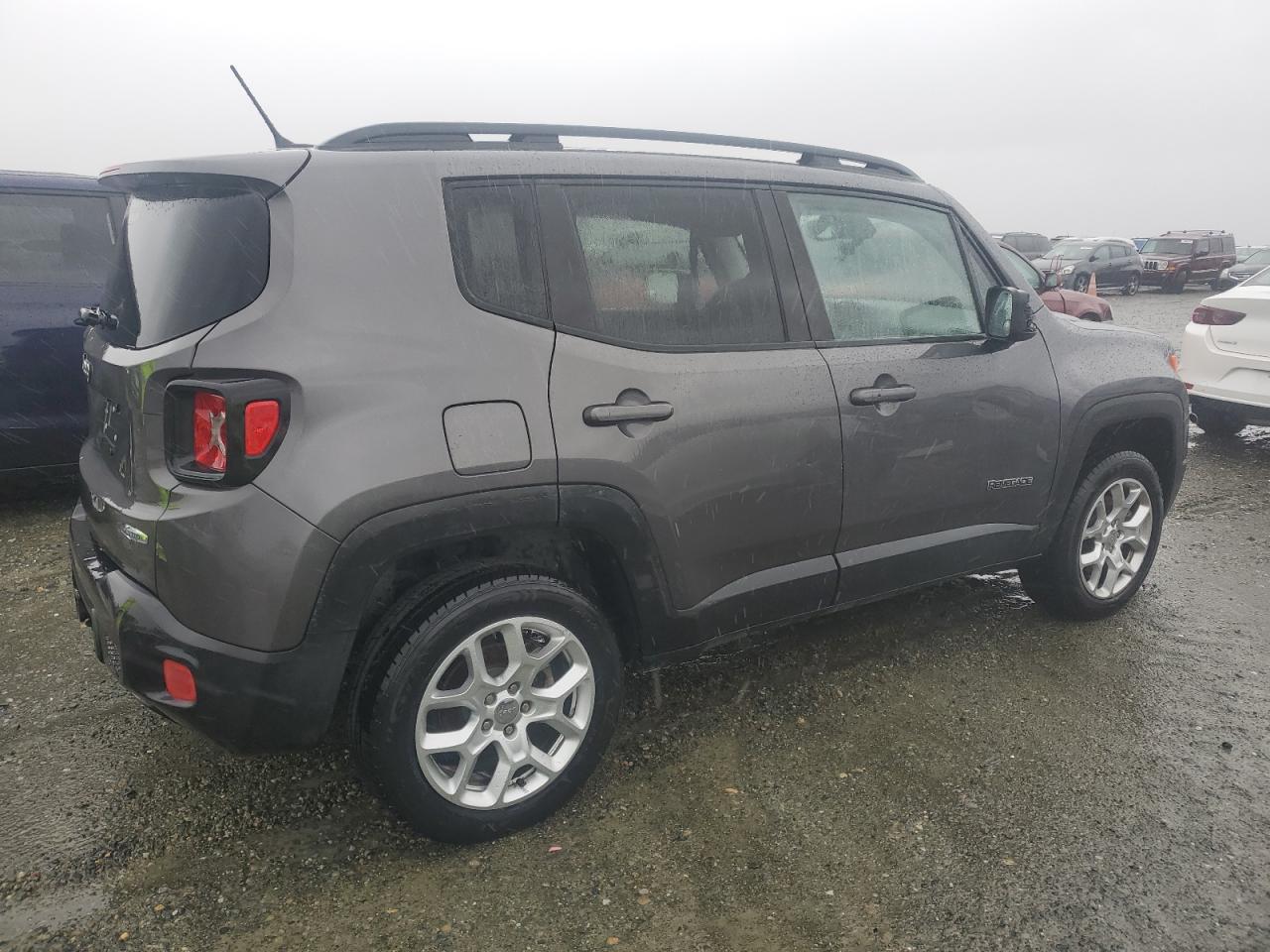 2017 Jeep Renegade VIN ZACCJBBB5HPE85441 Copart auction photo, rear end damage thumbnail 3