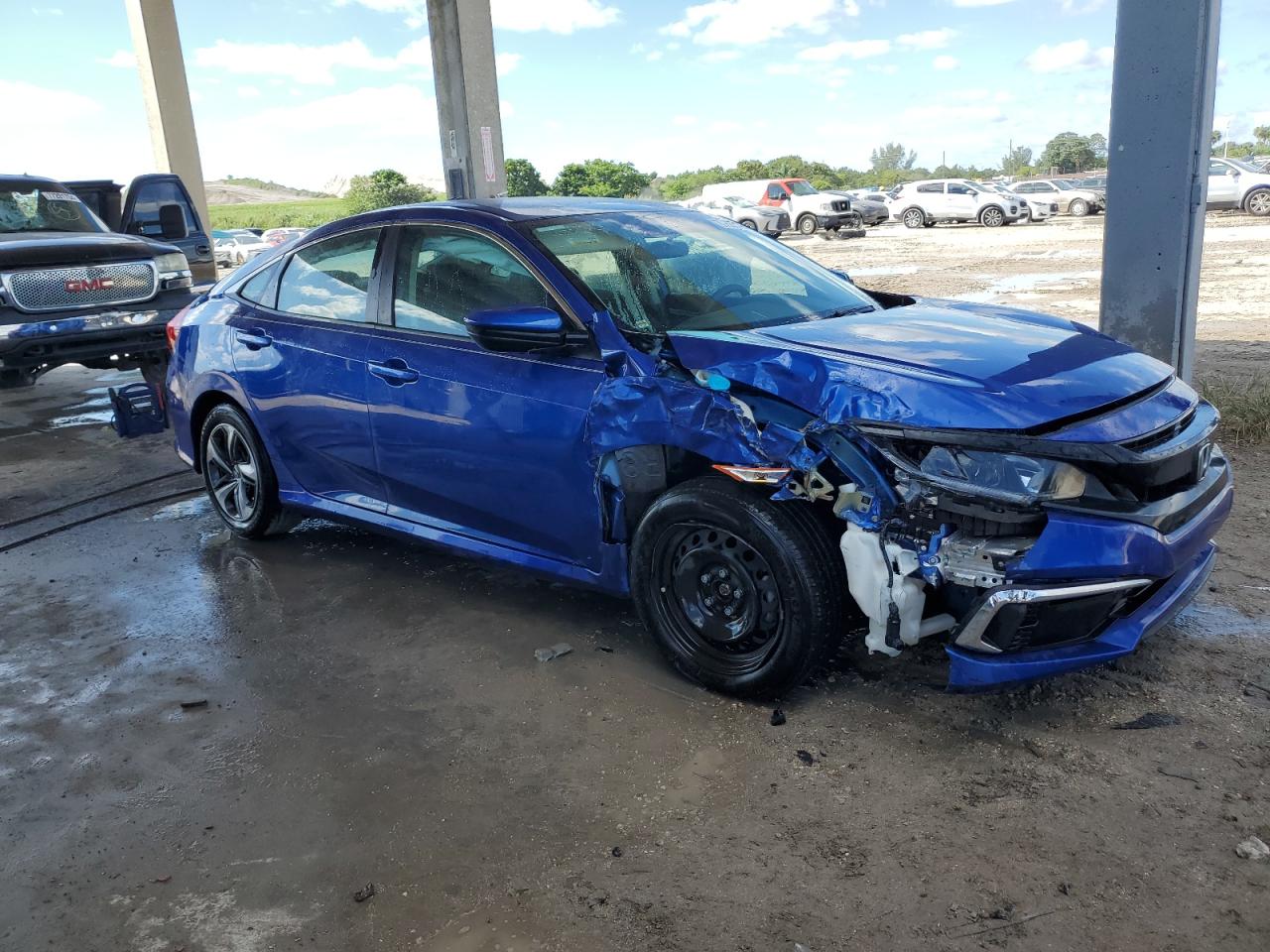 2020 Honda Civic VIN 2HGFC2F63LH602451 Copart auction photo, front end / minor dent/scratches damage thumbnail 4