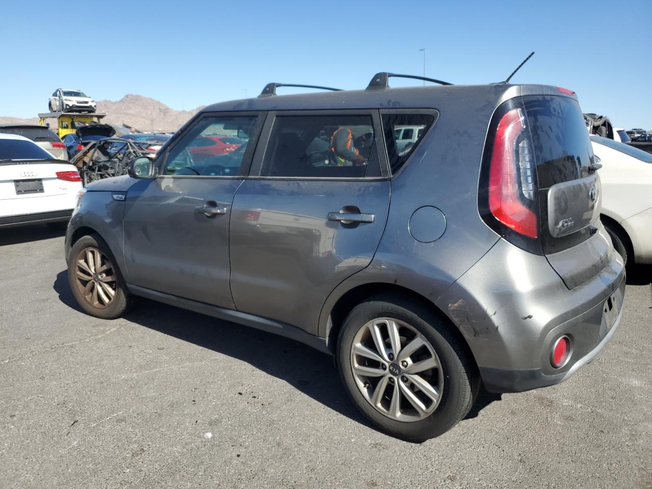2018 KIA Soul VIN KNDJP3A57J7567682 Copart auction photo, front end damage thumbnail 2