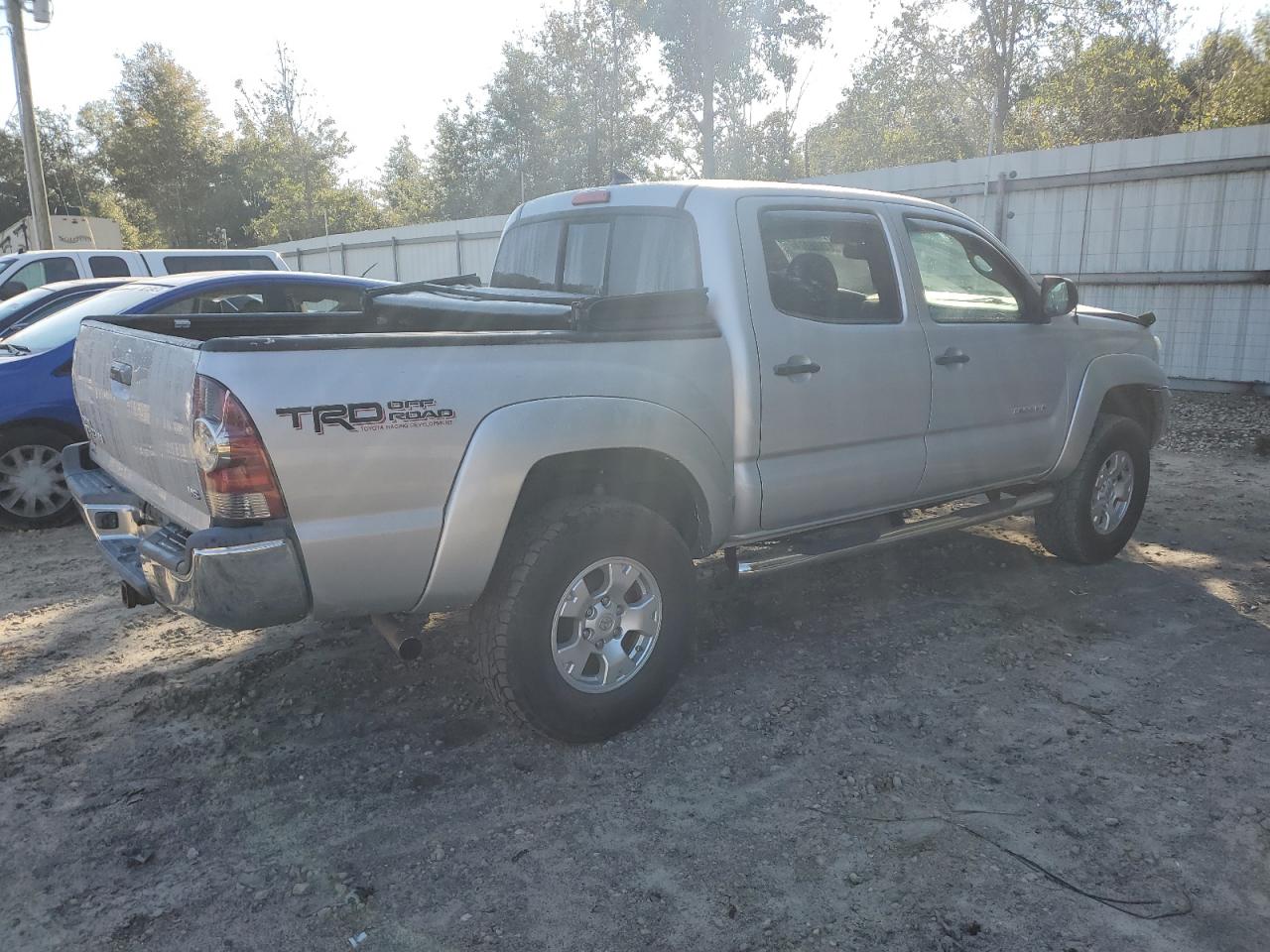 2012 Toyota Tacoma VIN 3TMLU4EN4CM099890 Copart auction photo, front end damage thumbnail 3