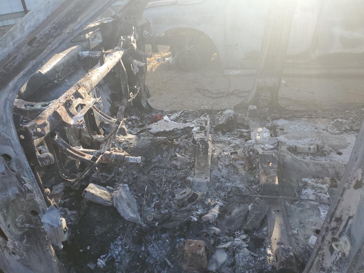 2019 Chevrolet Silverado VIN 1GCPYFED0KZ105271 Copart auction photo, burn damage thumbnail 7