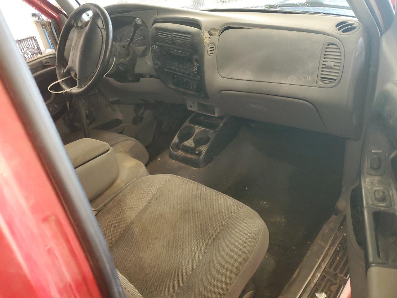 2000 Ford Ranger VIN 1FTZR15X5YPB27869 Copart auction photo, all over damage thumbnail 8