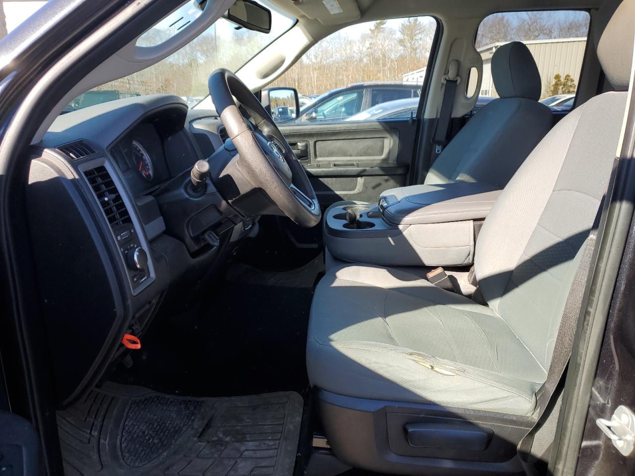 2016 RAM 1500 VIN 1C6RR7FT9GS247403 Copart auction photo, front end / minor dent/scratches damage thumbnail 7