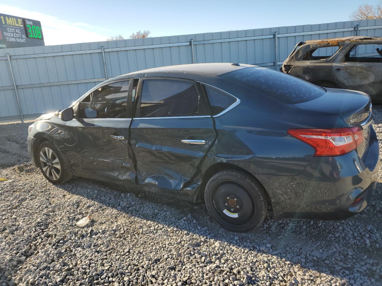 2016 Nissan Sentra VIN 3N1AB7AP4GY245499 Copart auction photo, all over damage thumbnail 2
