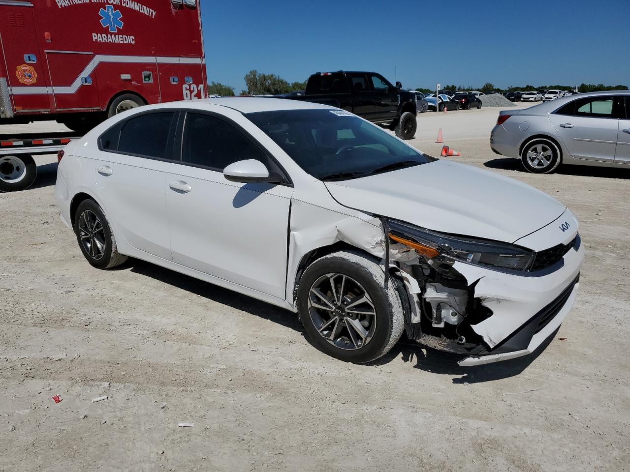 2022 KIA Forte VIN 3KPF24AD3NE455923 Copart auction photo, front end damage thumbnail 4