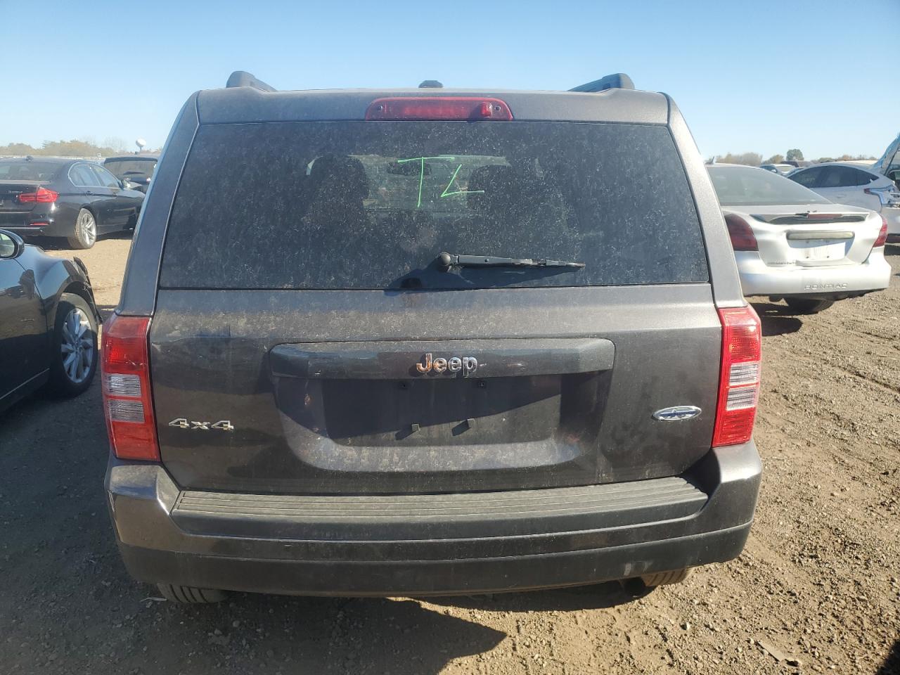 2015 Jeep Liberty (Patriot) VIN 1C4NJRFB5FD168749 Copart auction photo, front end damage thumbnail 6