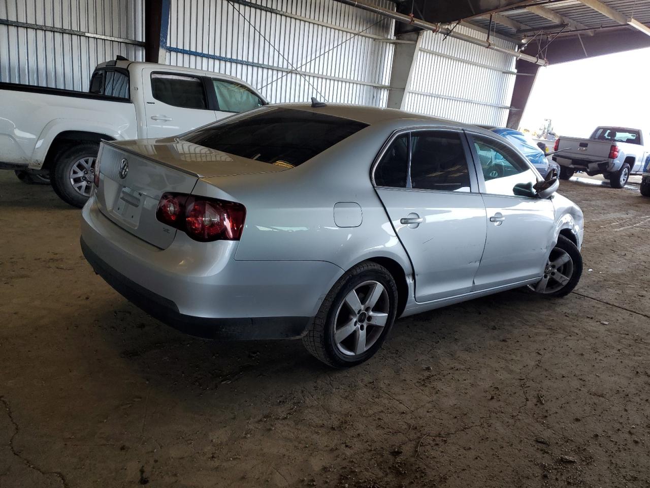 2009 Volkswagen Jetta VIN 3VWRZ71K39M074784 Copart auction photo, front end damage thumbnail 3
