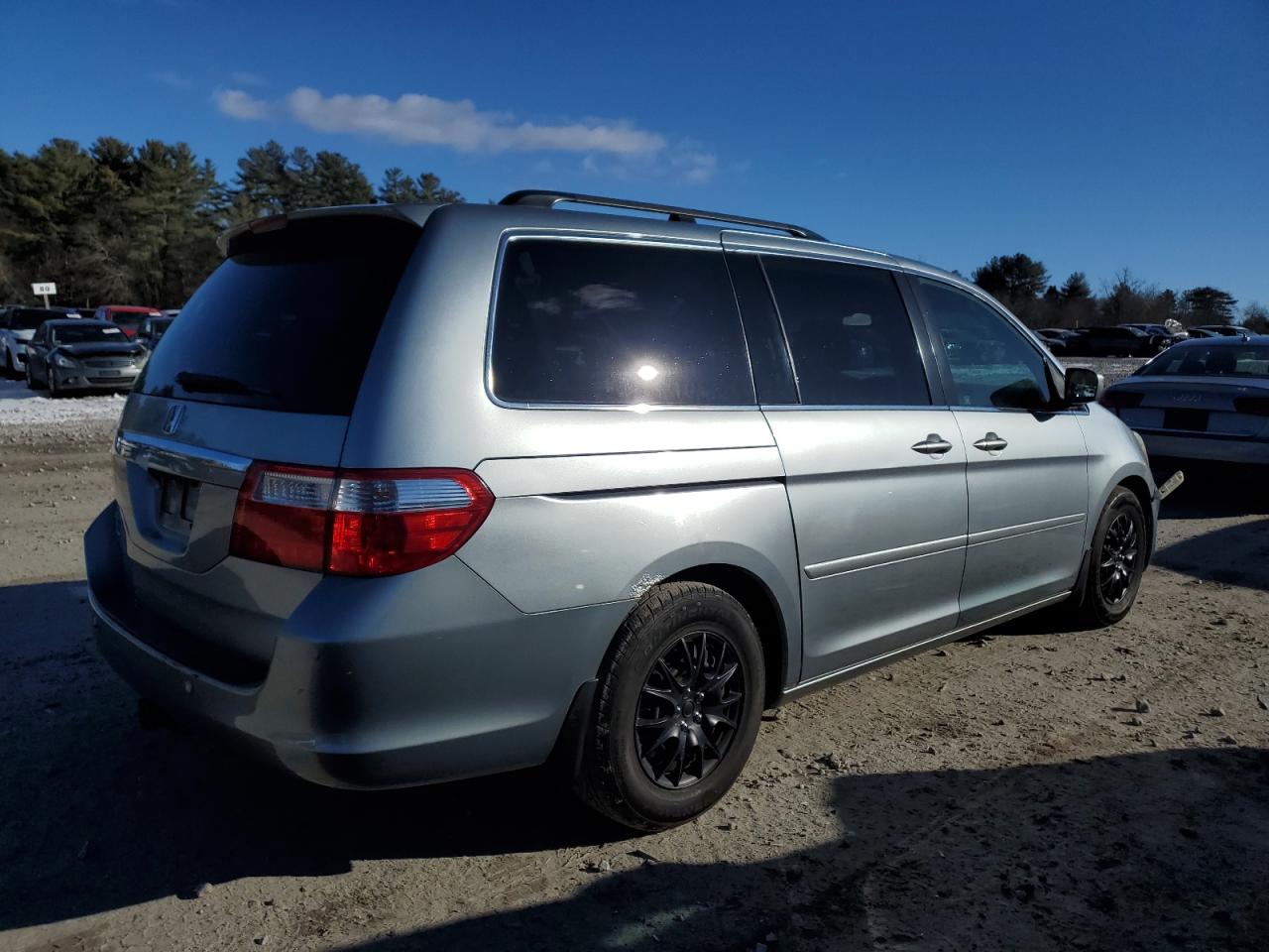 2007 Honda Odyssey VIN 5FNRL38867B092527 Copart auction photo, front end / side damage thumbnail 3
