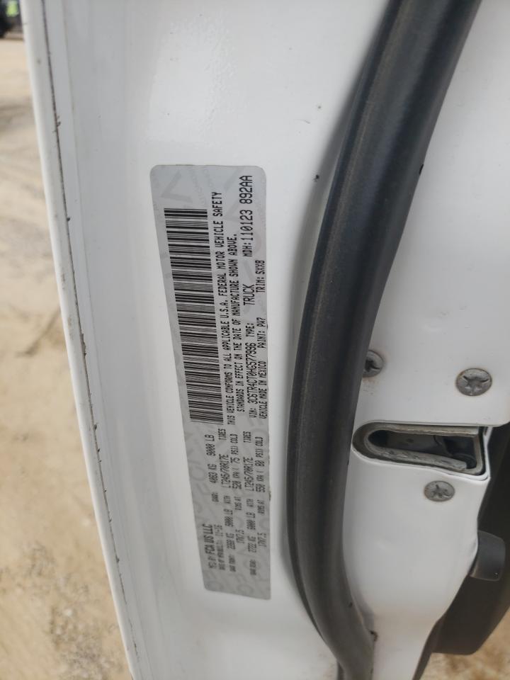 2017 RAM 2500 VIN 3C6TR4CT0HG577996 Copart auction photo, front end / minor dent/scratches damage thumbnail 13