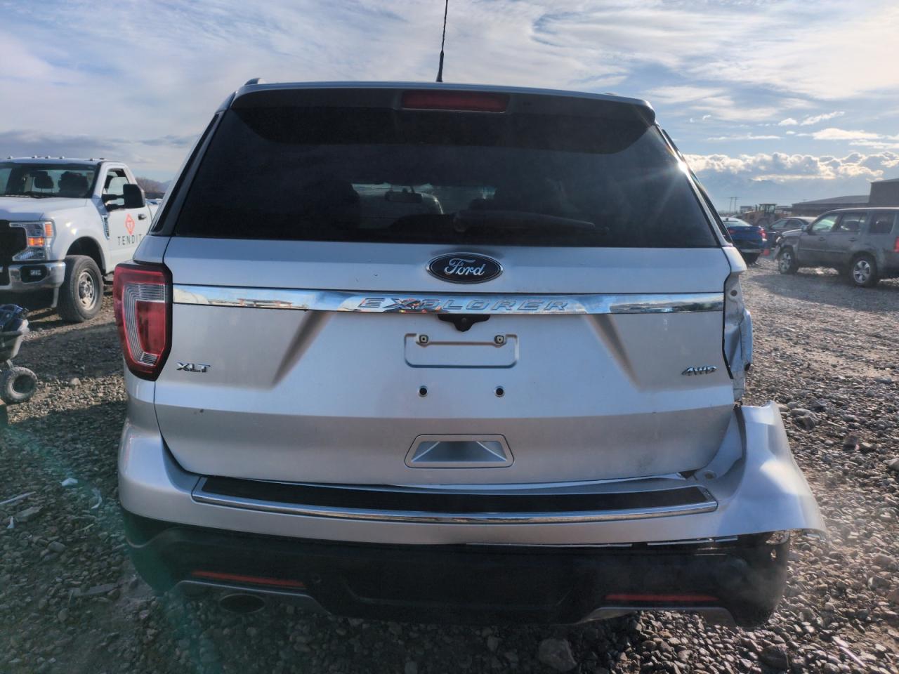 2018 Ford Explorer VIN 1FM5K8D8XJGB91316 Copart auction photo, rear end / side damage thumbnail 6