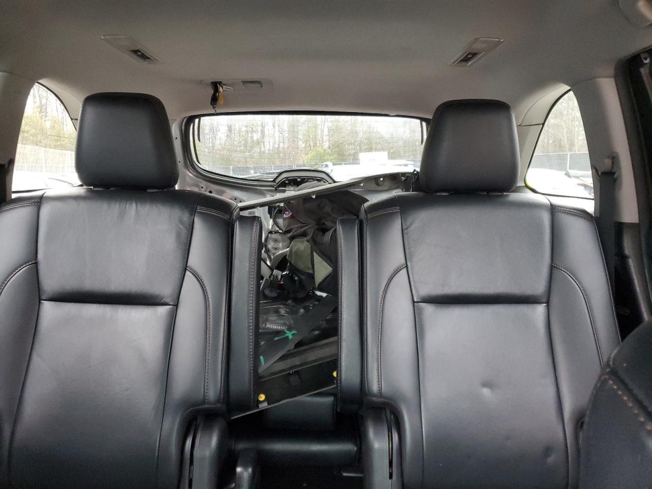 2019 Toyota Highlander VIN 5TDJZRFH8KS625189 Copart auction photo, front end / rear end damage thumbnail 10