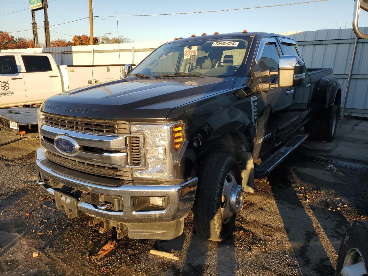 2019 Ford F350 VIN 1FT8W3DT2KEF11352
