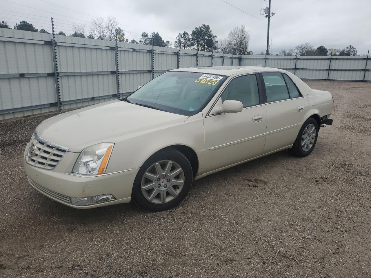 2011 Cadillac DTS VIN 1G6KH5E6XBU136906