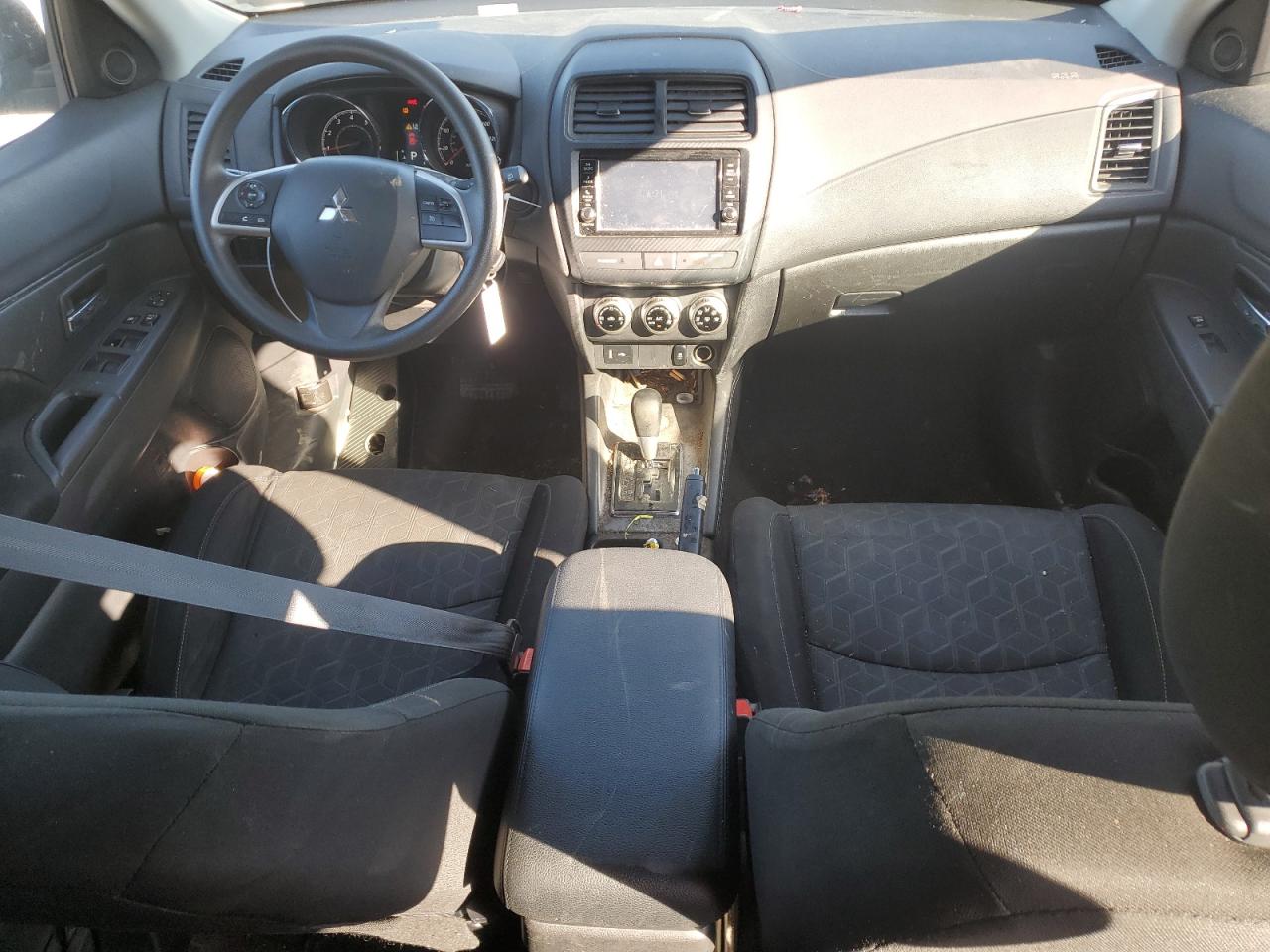 2021 Mitsubishi Outlander VIN JA4APUAU6MU032887 Copart auction photo, front end / minor dent/scratches damage thumbnail 8