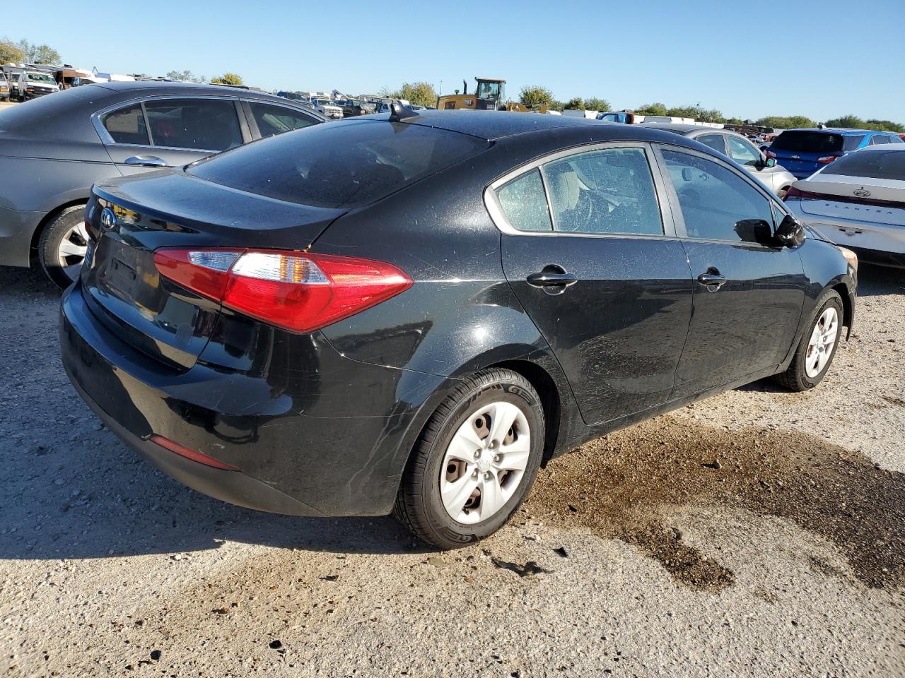 2016 KIA Forte VIN KNAFK4A65G5522468 Copart auction photo, undercarriage damage thumbnail 3