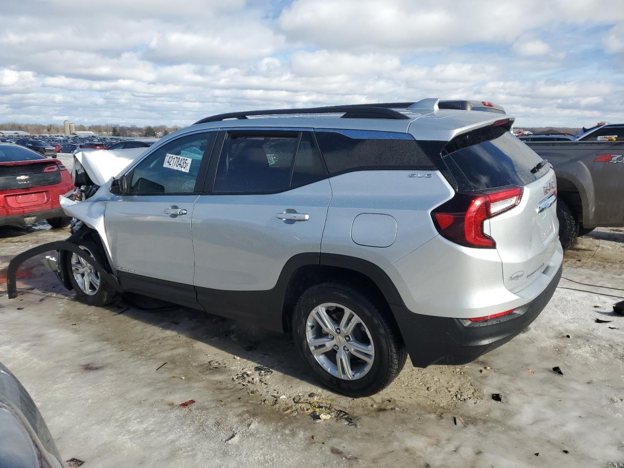 2022 GMC Terrain VIN 3GKALTEV5NL213980 Copart auction photo, front end damage thumbnail 2
