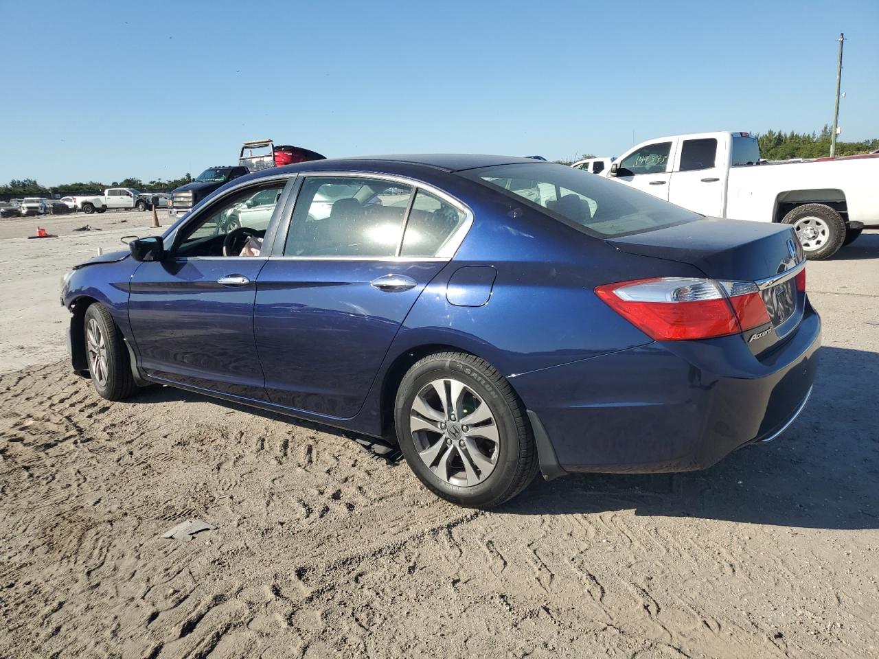2014 Honda Accord VIN 1HGCR2F39EA015955 Copart auction photo, front end damage thumbnail 2