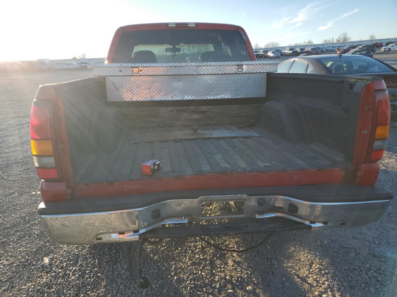 2002 Chevrolet Silverado VIN 2GCEK19T821428294 Copart auction photo, undercarriage damage thumbnail 6
