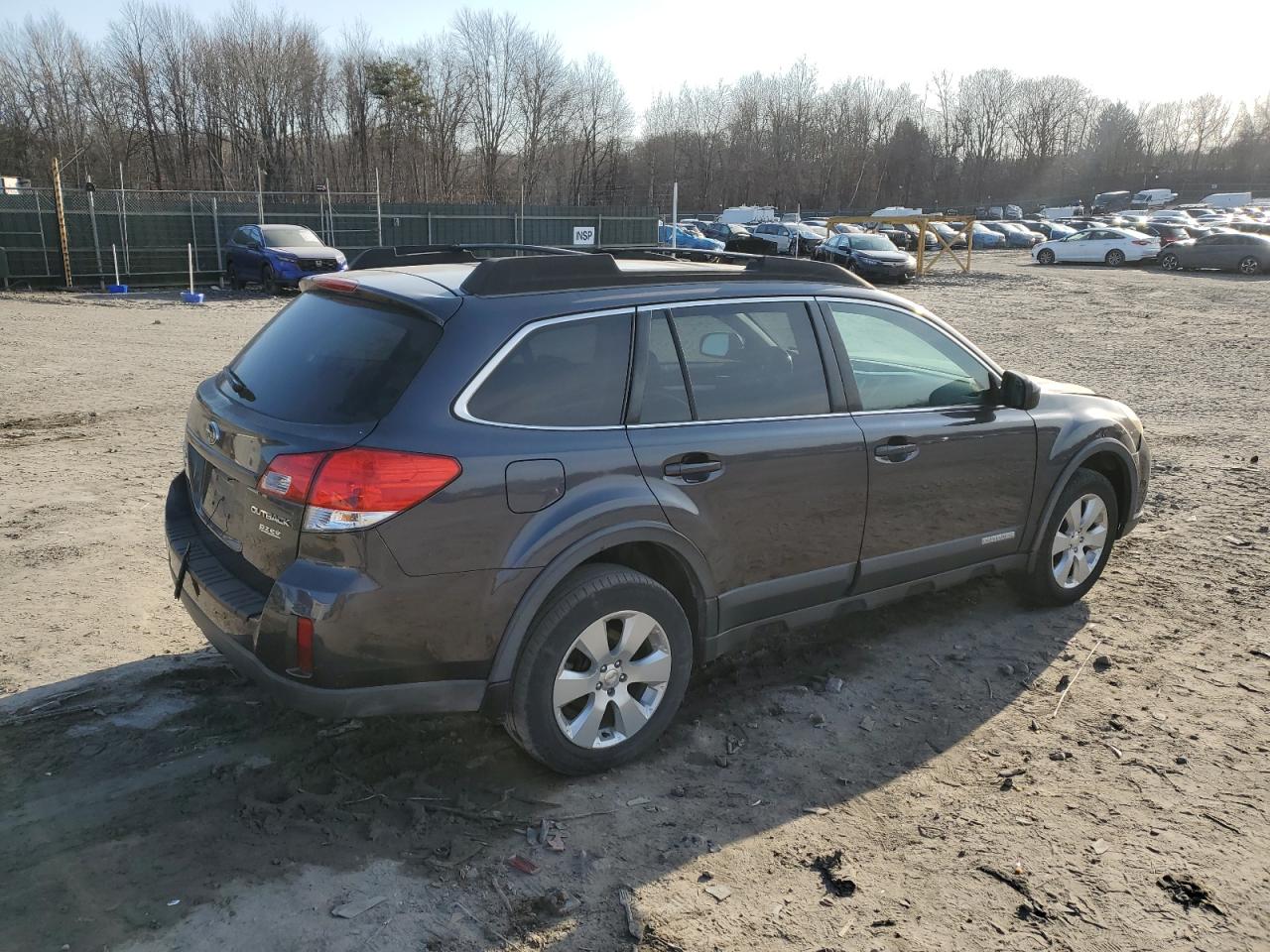 2011 Subaru Outback VIN 4S4BRBCC7B3417547 Copart auction photo, front end damage thumbnail 3