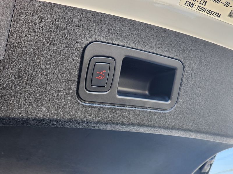 2020 Tesla Model s VIN 5YJSA1E23LF408388 Encar auction photo thumbnail 17