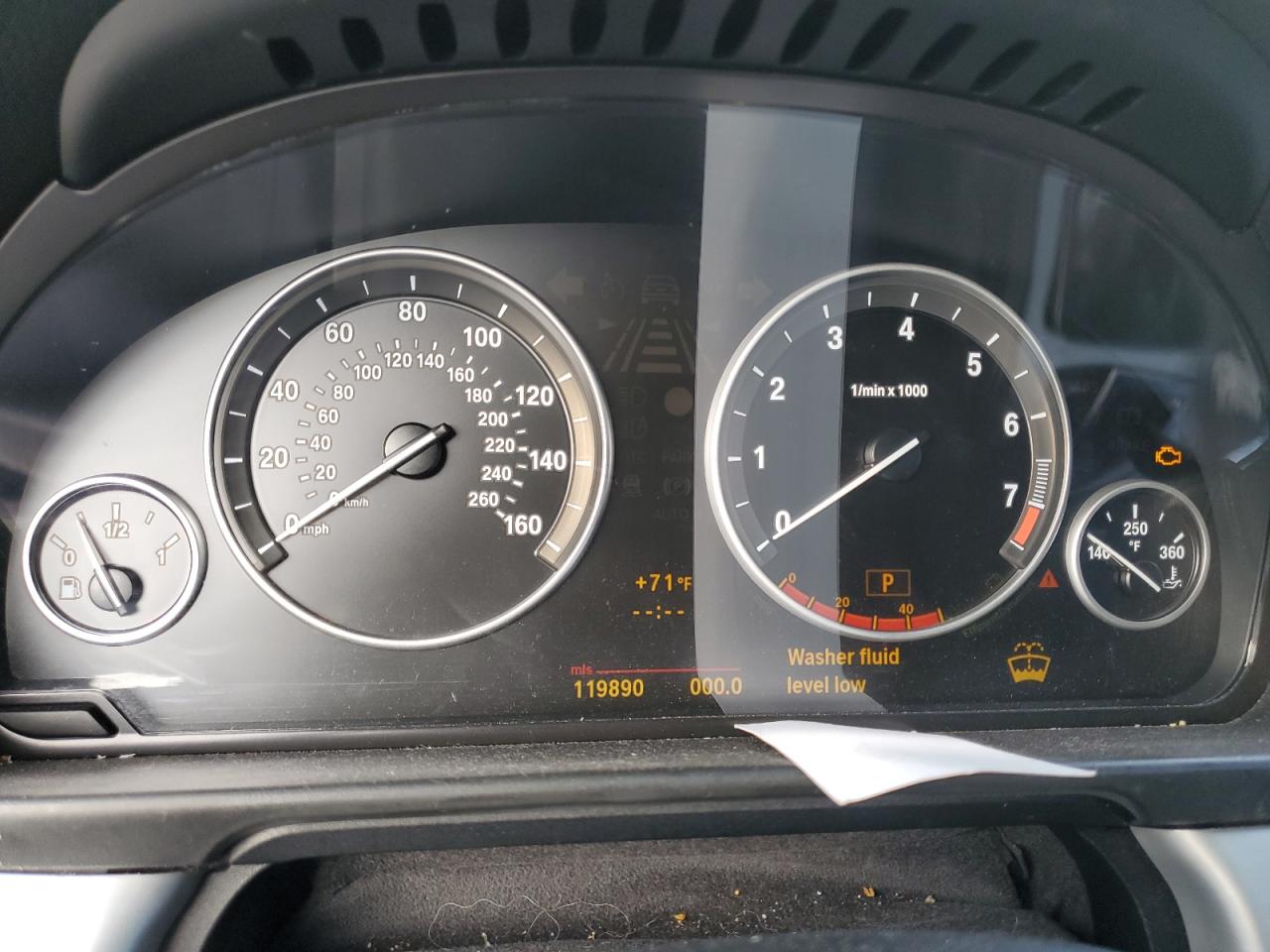 2011 BMW 5er VIN WBAFR1C50BC743155 Copart auction photo, front end damage thumbnail 9