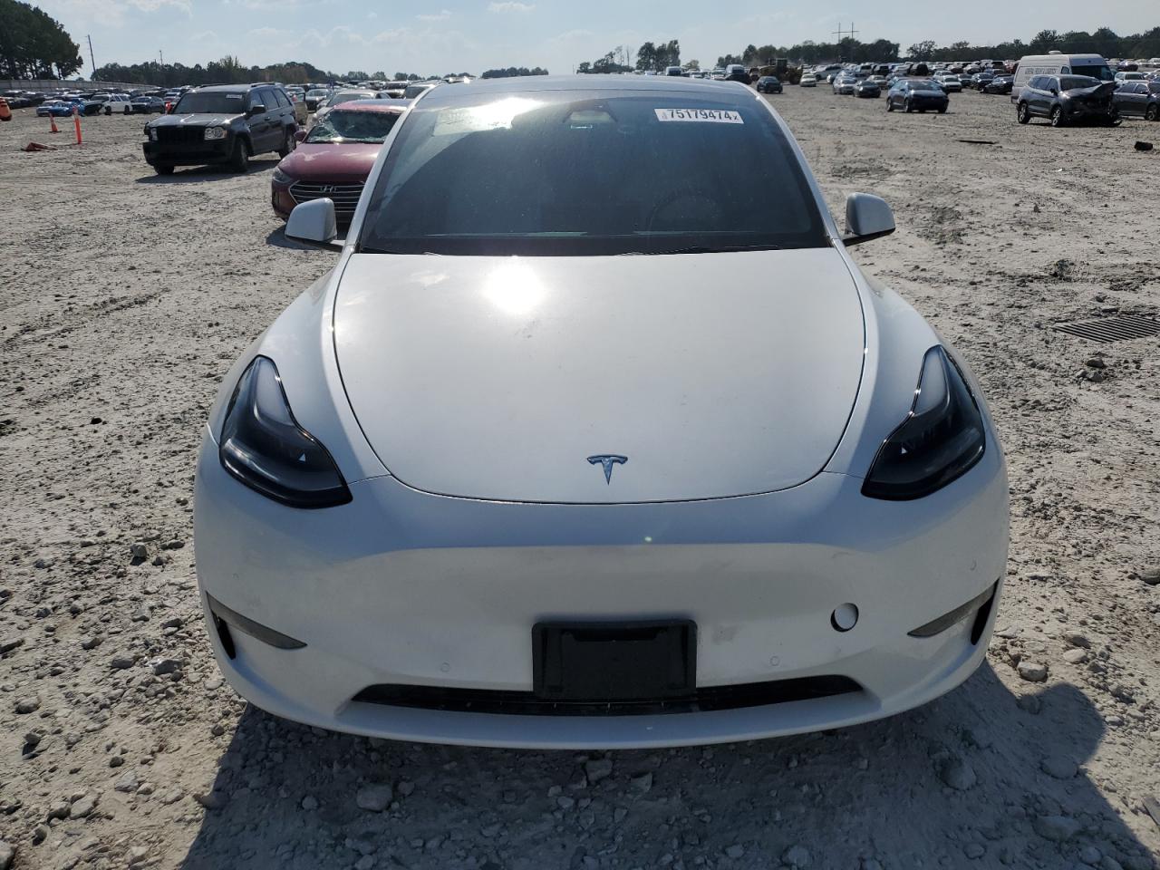 2022 Tesla Model Y VIN 7SAYGDEF8NF532014 Copart auction photo, minor dent/scratches damage thumbnail 5