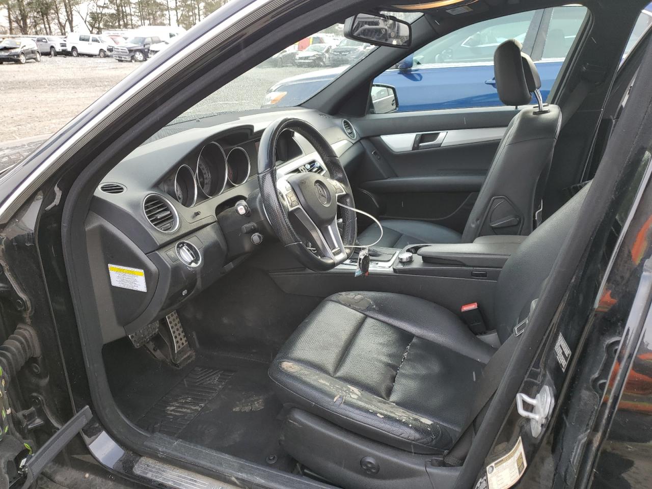 2013 Mercedes-Benz C-klasse VIN WDDGF8AB6DA837899 Copart auction photo, front end damage thumbnail 8