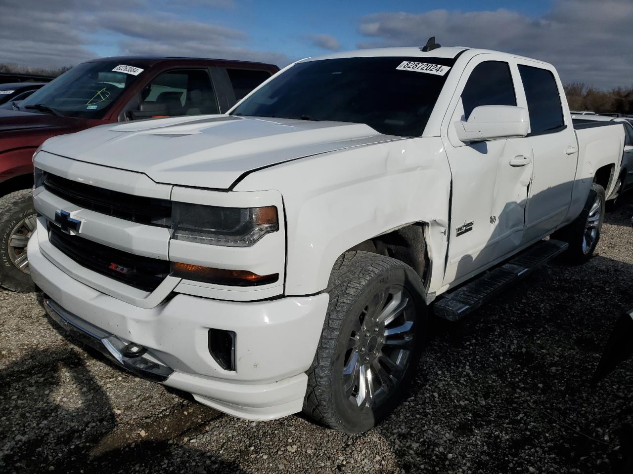 2016 Chevrolet Silverado VIN 3GCUKREC4GG105102