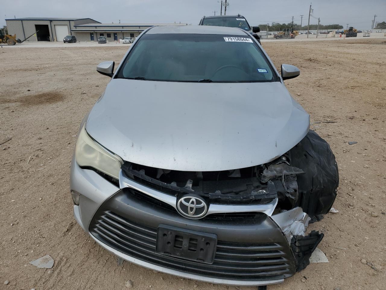 2016 Toyota Camry VIN 4T4BF1FK4GR533320 Copart auction photo, front end damage thumbnail 5