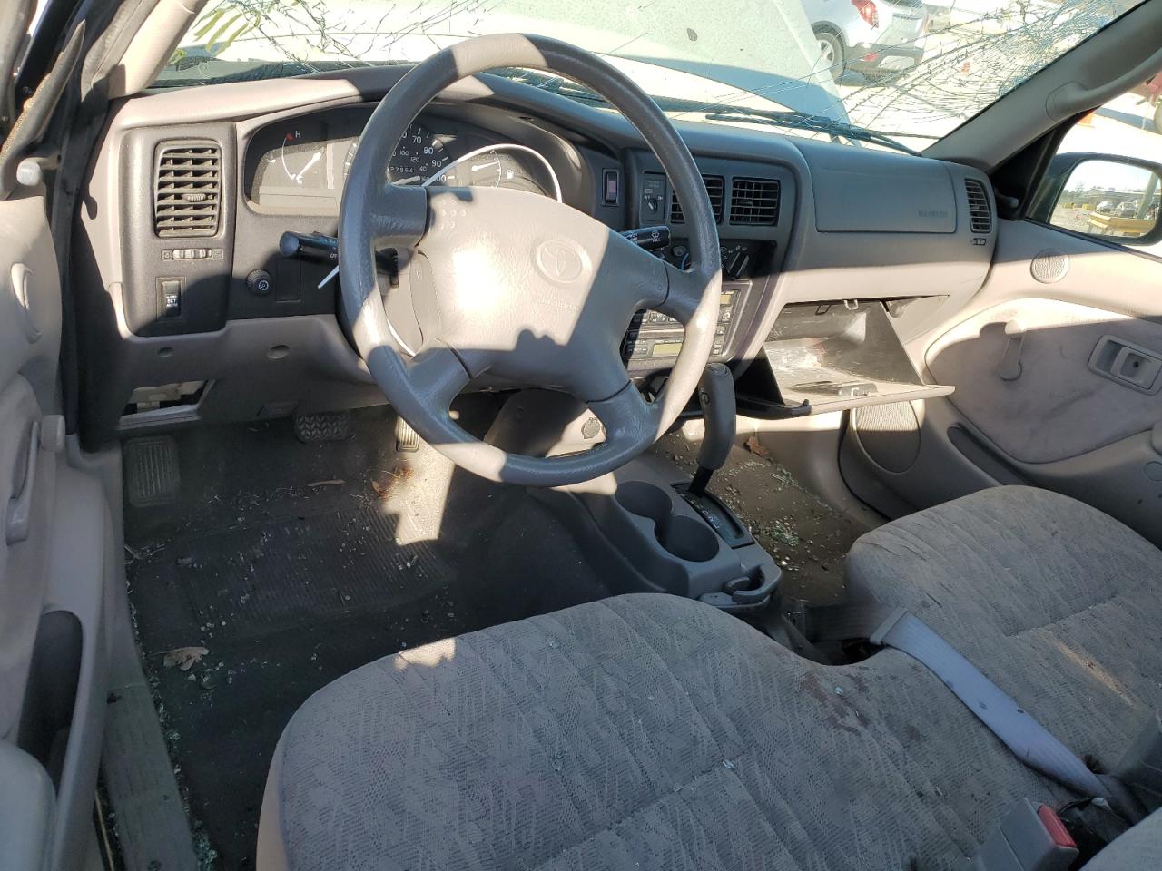 2004 Toyota Tacoma VIN 5TENM92N94Z413144 Copart auction photo, biohazard/chemical / rollover damage thumbnail 8