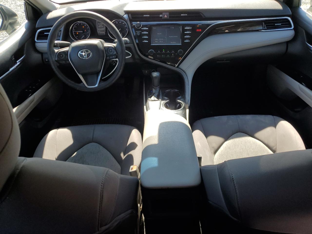 2018 Toyota Camry VIN 4T1B11HK2JU067674 Copart auction photo, front end / mechanical damage thumbnail 8