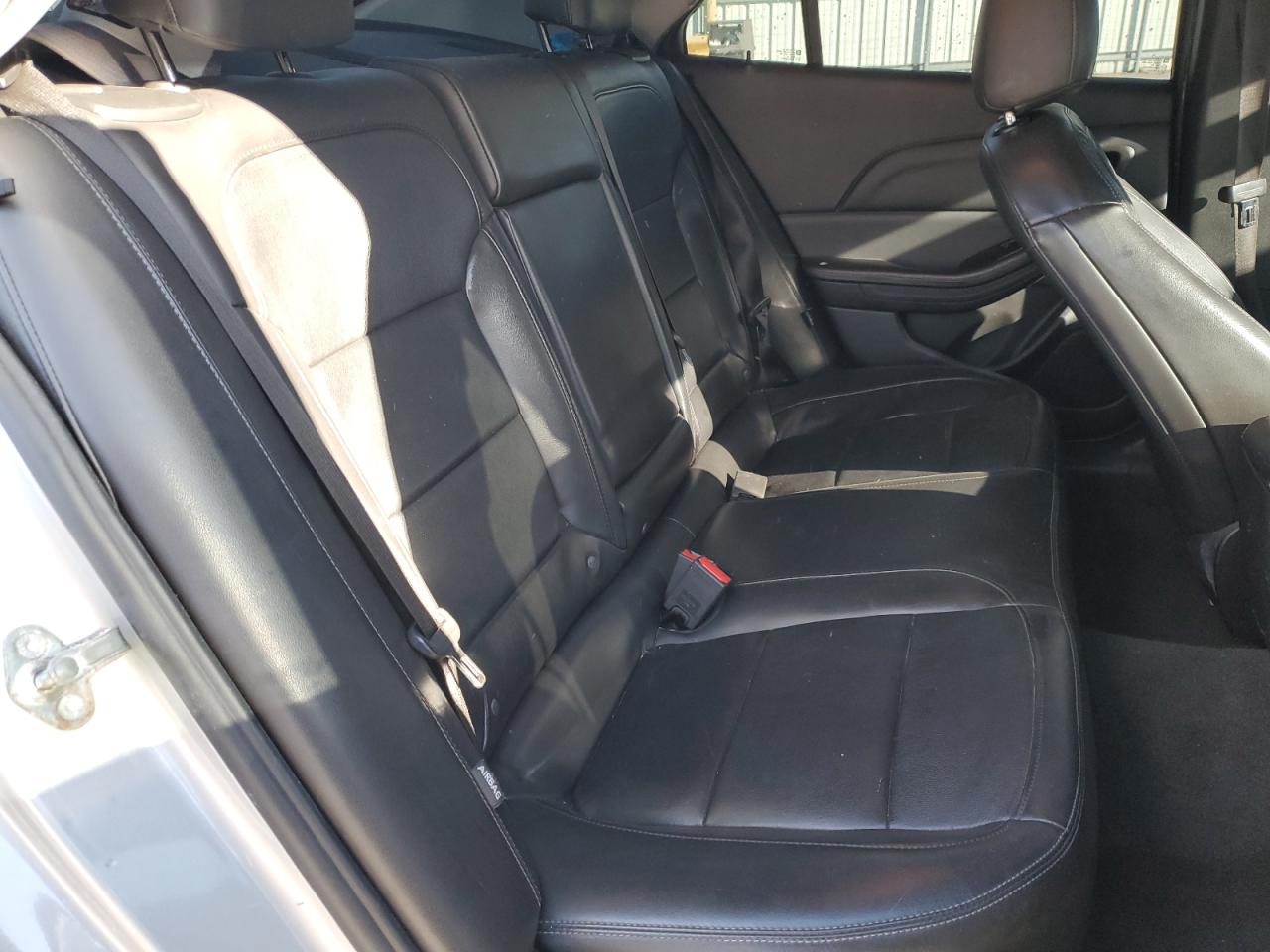 2016 Chevrolet Malibu VIN 1G11E5SAXGF166678 Copart auction photo, front end / minor dent/scratches damage thumbnail 10