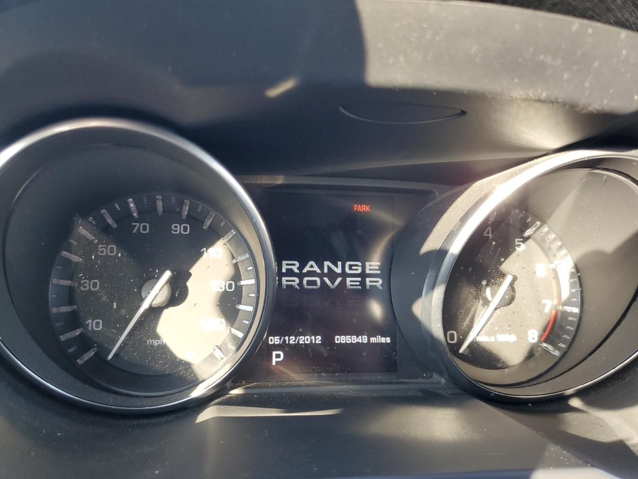 2013 Land Rover Range Rover VIN SALVT2BG0DH768712 Copart auction photo, burn - engine damage thumbnail 9