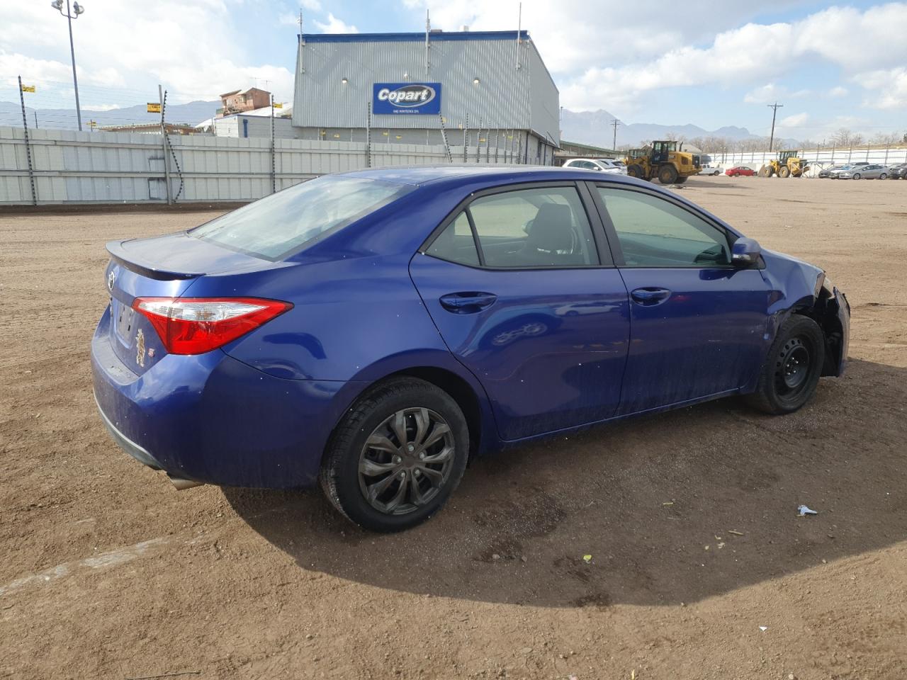 2015 Toyota Corolla VIN 5YFBURHE4FP203845 Copart auction photo, front end / side damage thumbnail 3