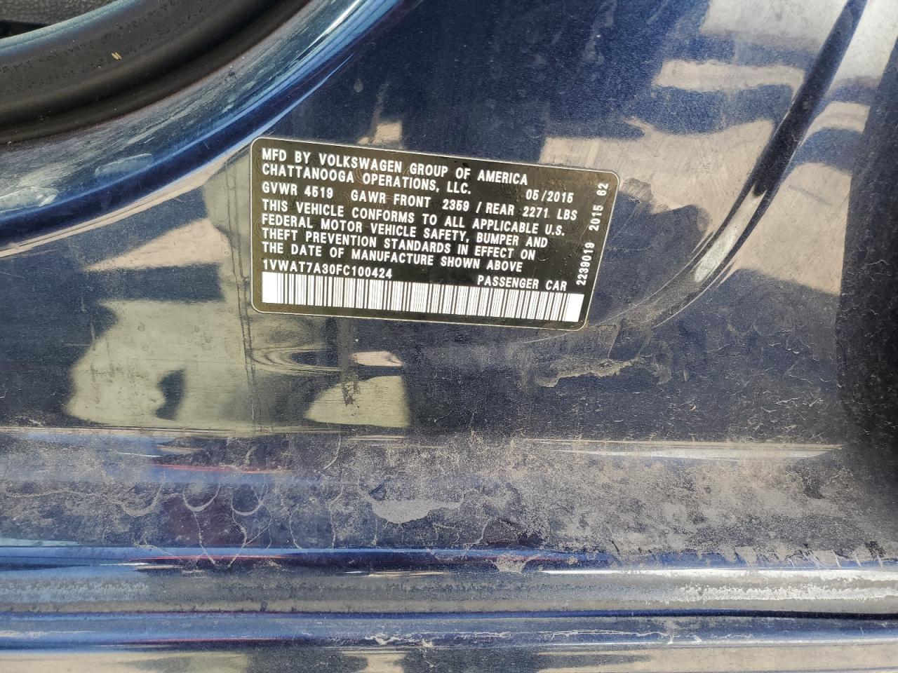 2015 Volkswagen Passat VIN 1VWAT7A30FC100424 Copart auction photo, side / undercarriage damage thumbnail 12