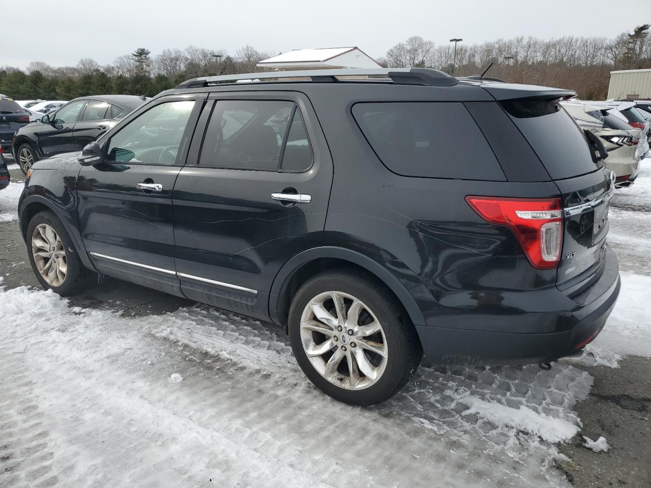 2015 Ford Explorer VIN 1FM5K8D86FGA06282 Copart auction photo, vandalism / minor dent/scratches damage thumbnail 2