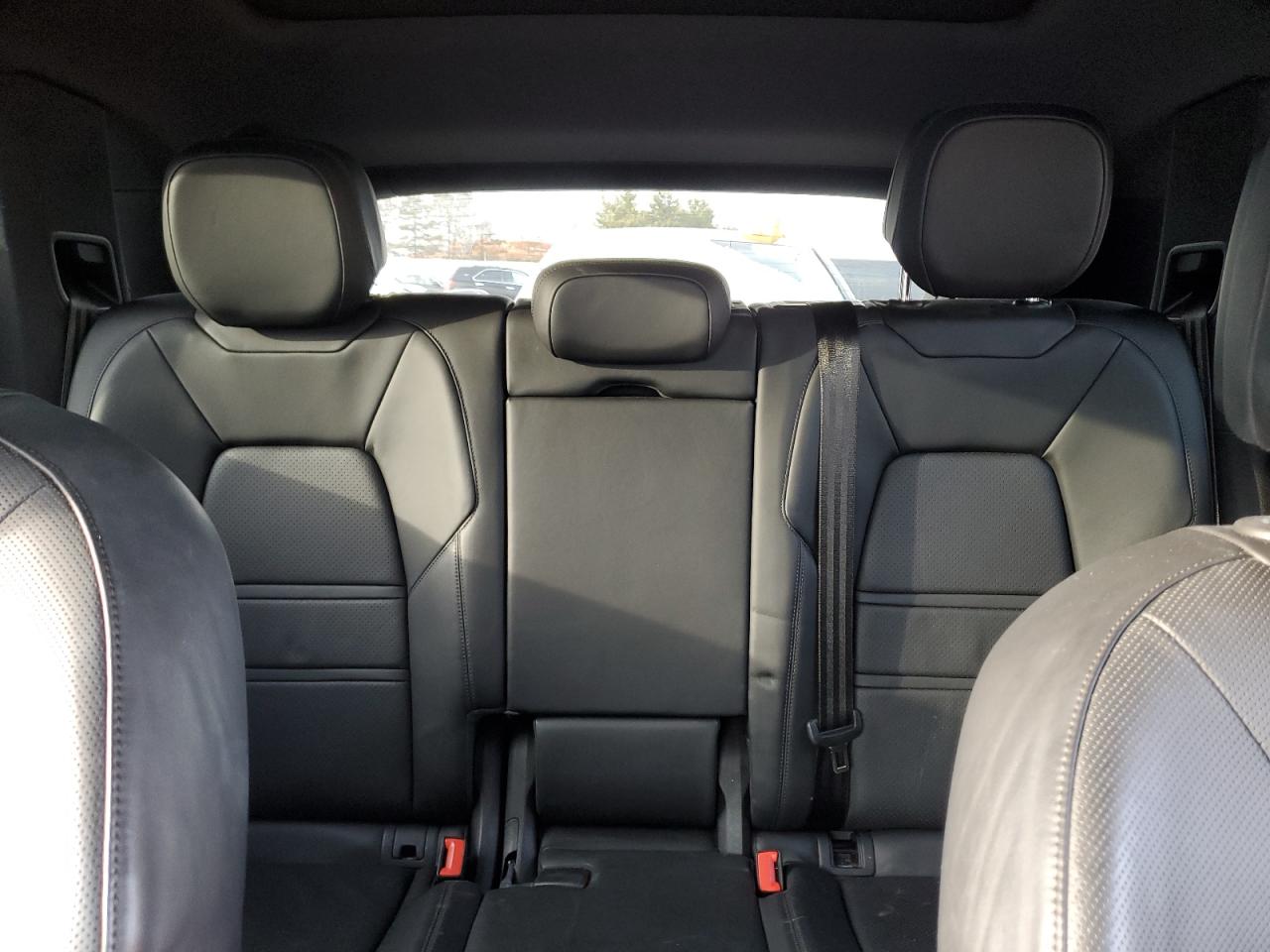 2019 Porsche Cayenne VIN WP1AA2AY1KDA15490 Copart auction photo, front end damage thumbnail 10