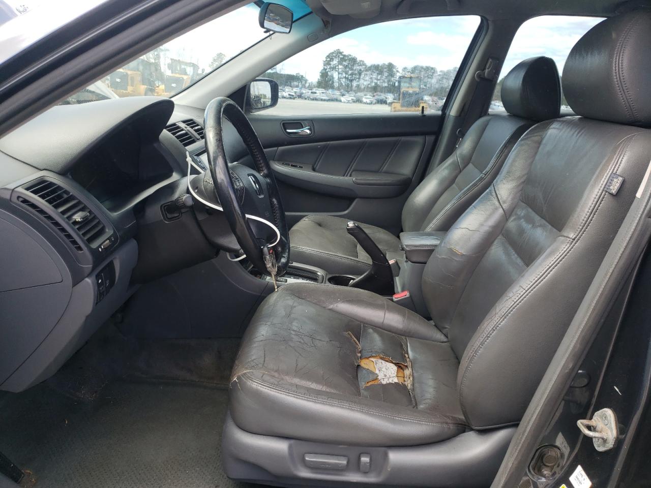 2005 Honda Accord VIN 1HGCM66505A017049 Copart auction photo, front end / undercarriage damage thumbnail 7