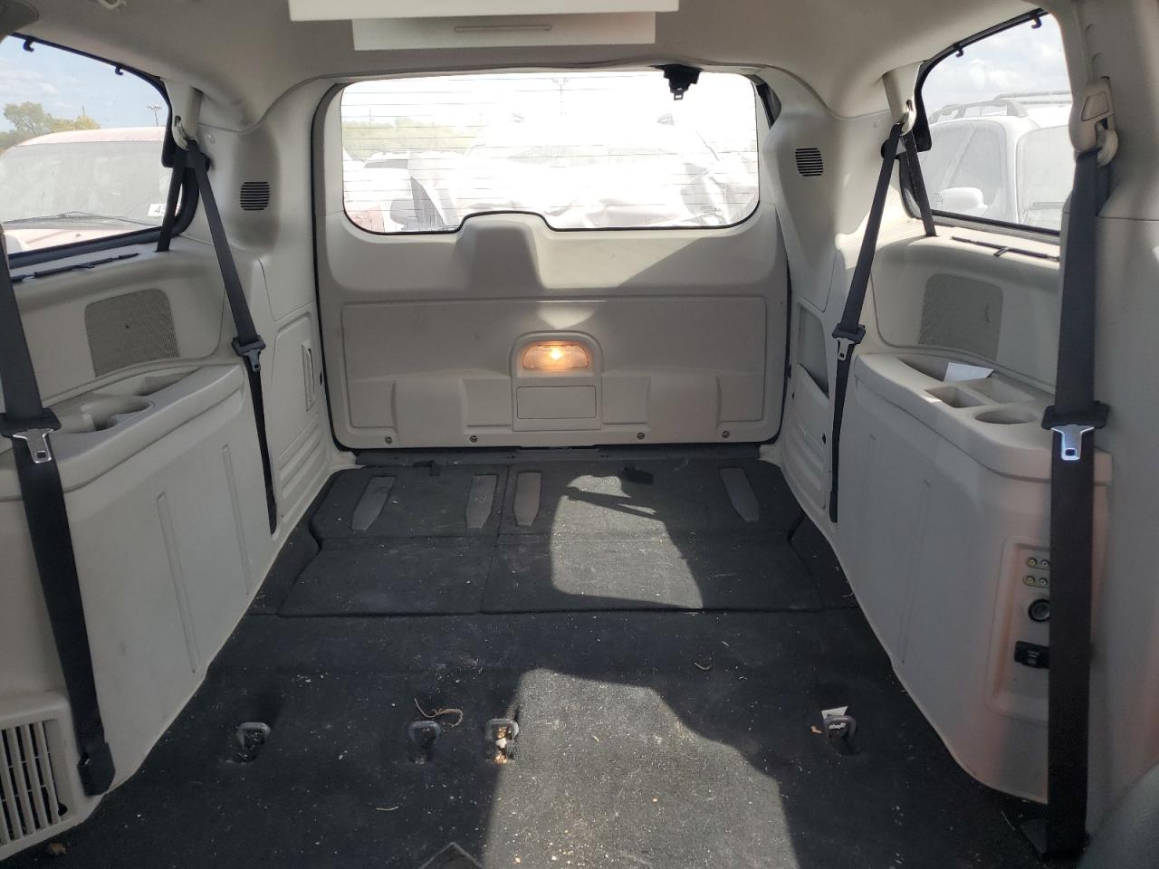 2010 Chrysler Town & Country VIN 2A4RR8DX1AR387789 Copart auction photo, front end damage thumbnail 10