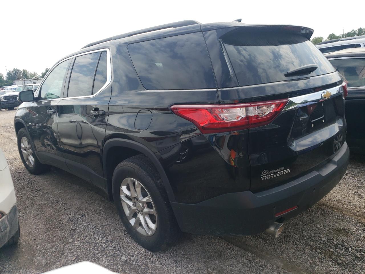 2021 Chevrolet Traverse VIN 1GNERHKW1MJ103303 Copart auction photo, water/flood damage thumbnail 2