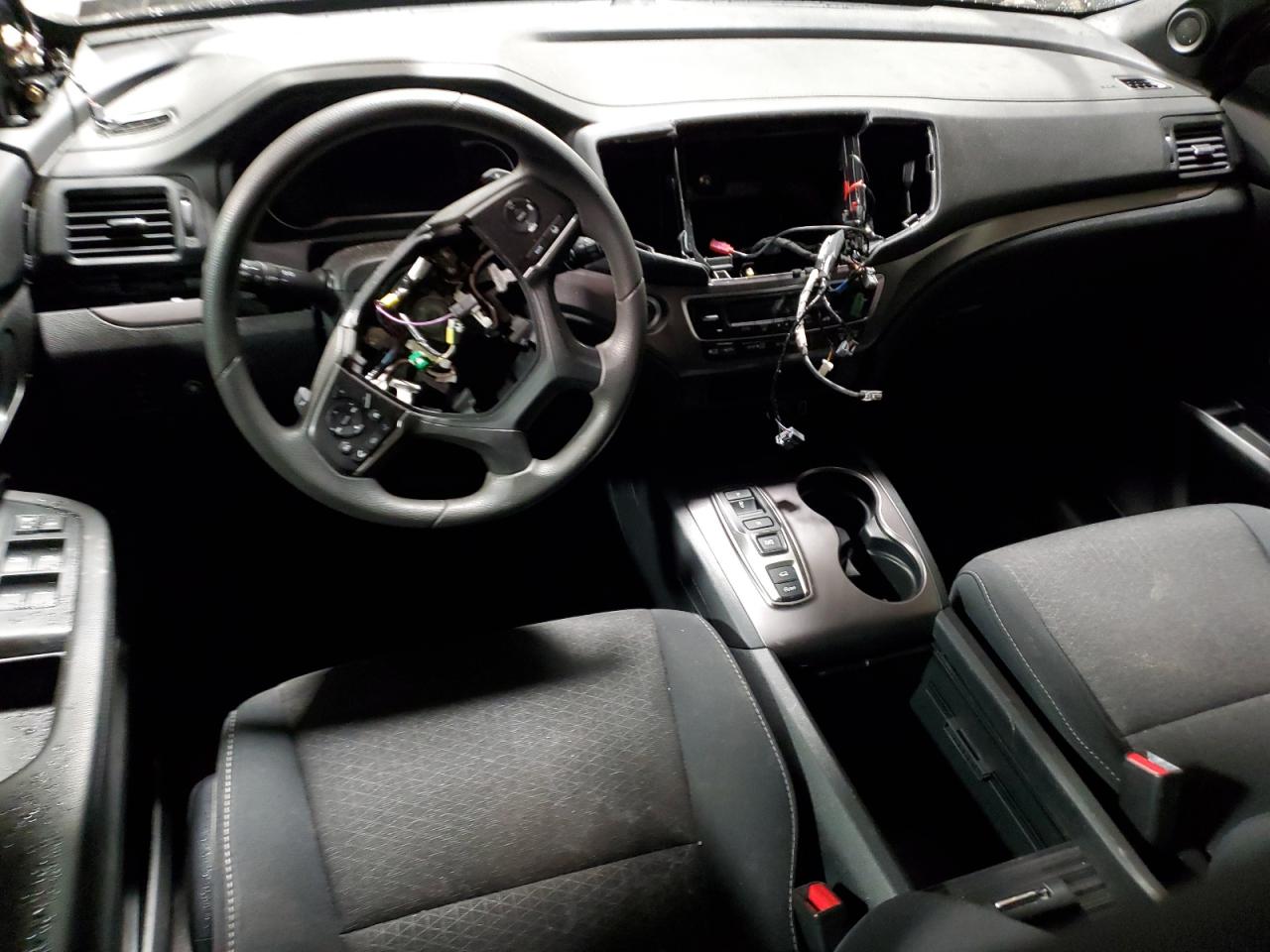 2021 Honda Passport VIN 5FNYF8H21MB007472 Copart auction photo, vandalism damage thumbnail 8