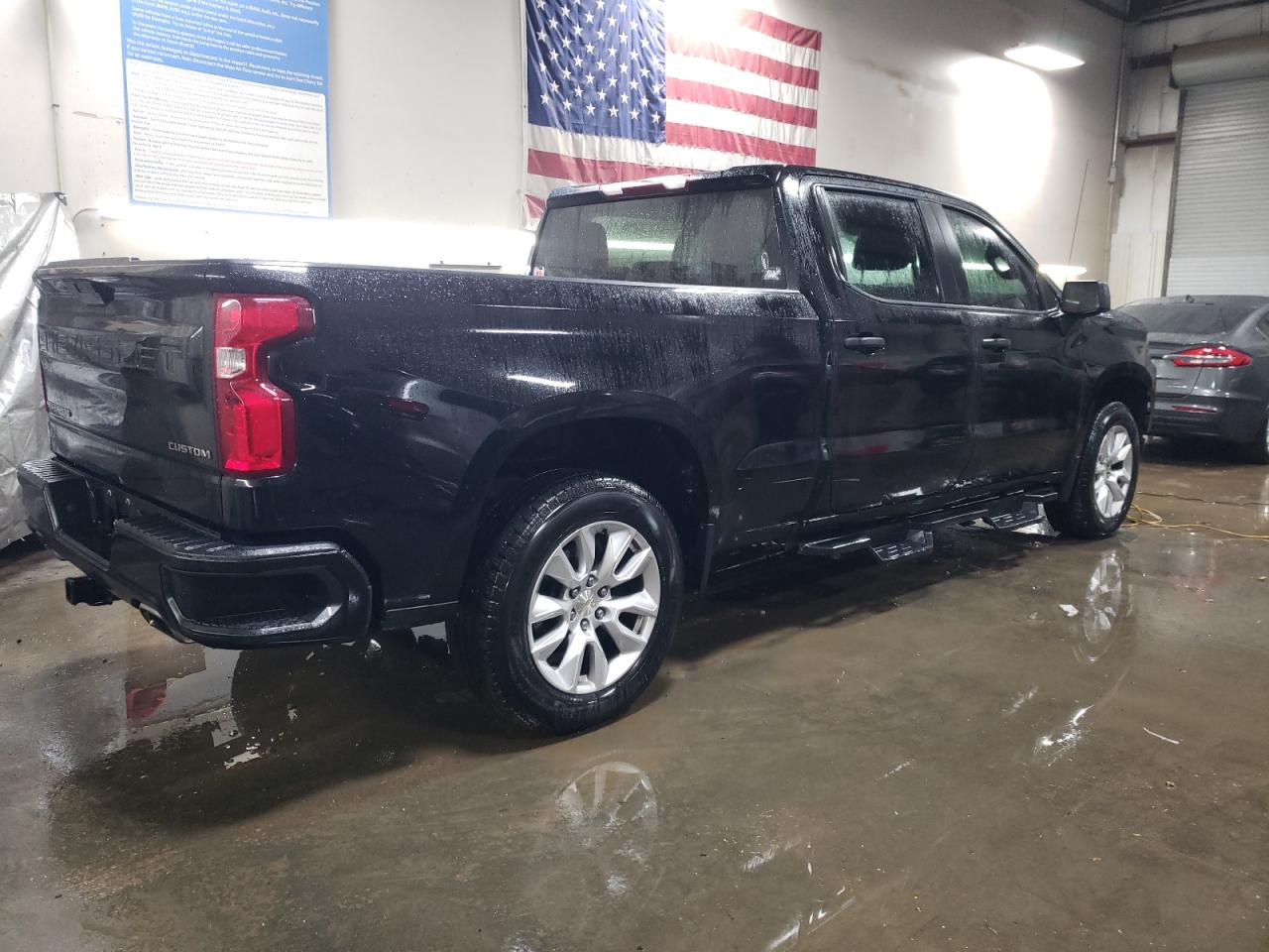 2021 Chevrolet Silverado VIN 1GCUYBEF6MZ340726 Copart auction photo, front end damage thumbnail 3