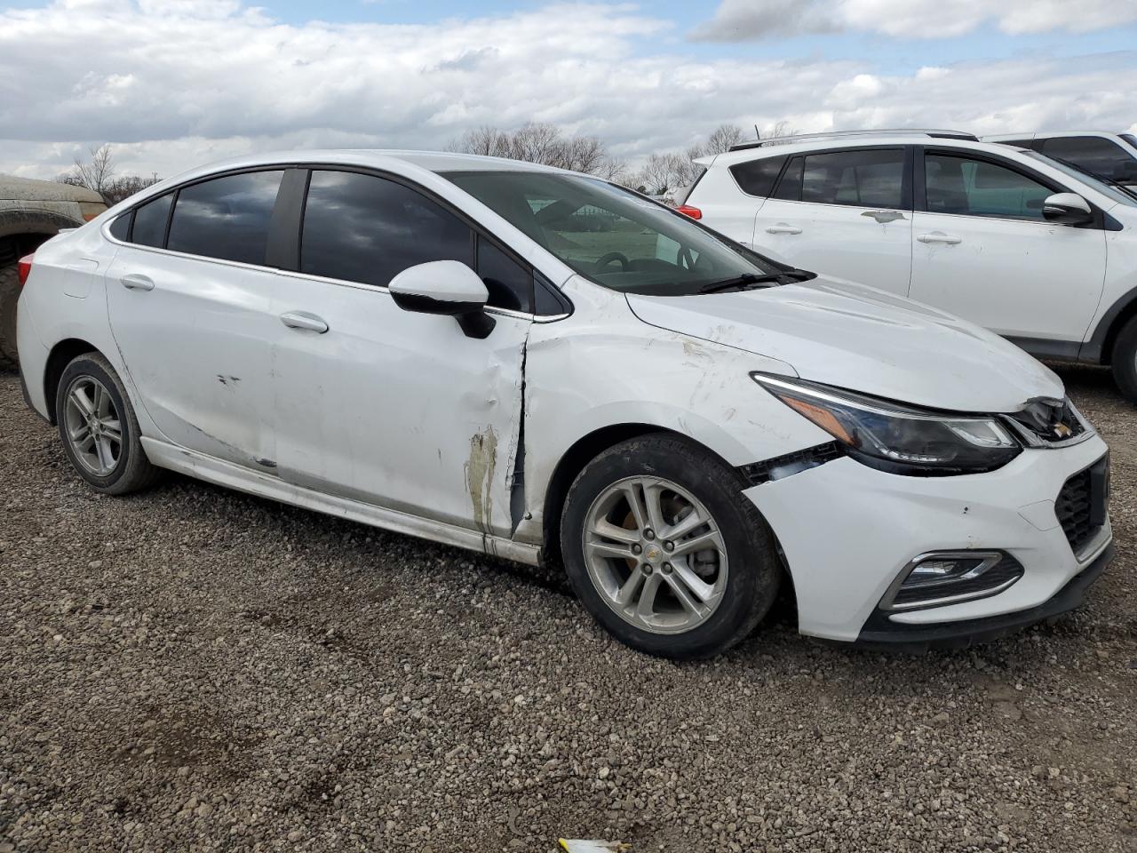 2018 Chevrolet Cruze VIN 1G1BE5SM4J7248227 Copart auction photo, front end / side damage thumbnail 4